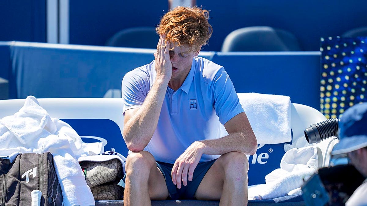 Jannik Sinner sick on bench