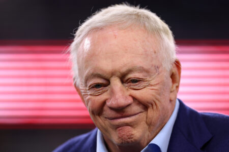 Jerry Jones Rejects Cowboys Star’s Shocking Request