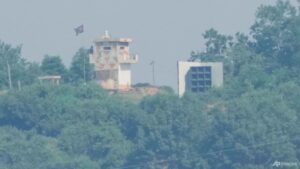 South Korea begins removing loudspeakers on border with North