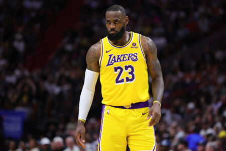 LeBron James Reacts to Browns’ Shedeur Sanders Strong NFL Debut