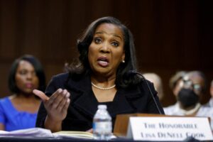 Hakeem Jeffries ripped for noting Lisa Cook’s race while slamming Trump for trying to fire her: ‘Who gives a flying fruitcake what color she is?’