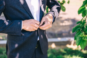 Wedding Guest Arrives at Venue for Ceremony—Then Realizes Horrible Mistake