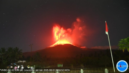 Indonesia’s Mount Lewotobi Laki-laki erupts