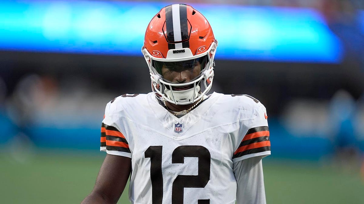 Shedeur Sanders vs Panthers