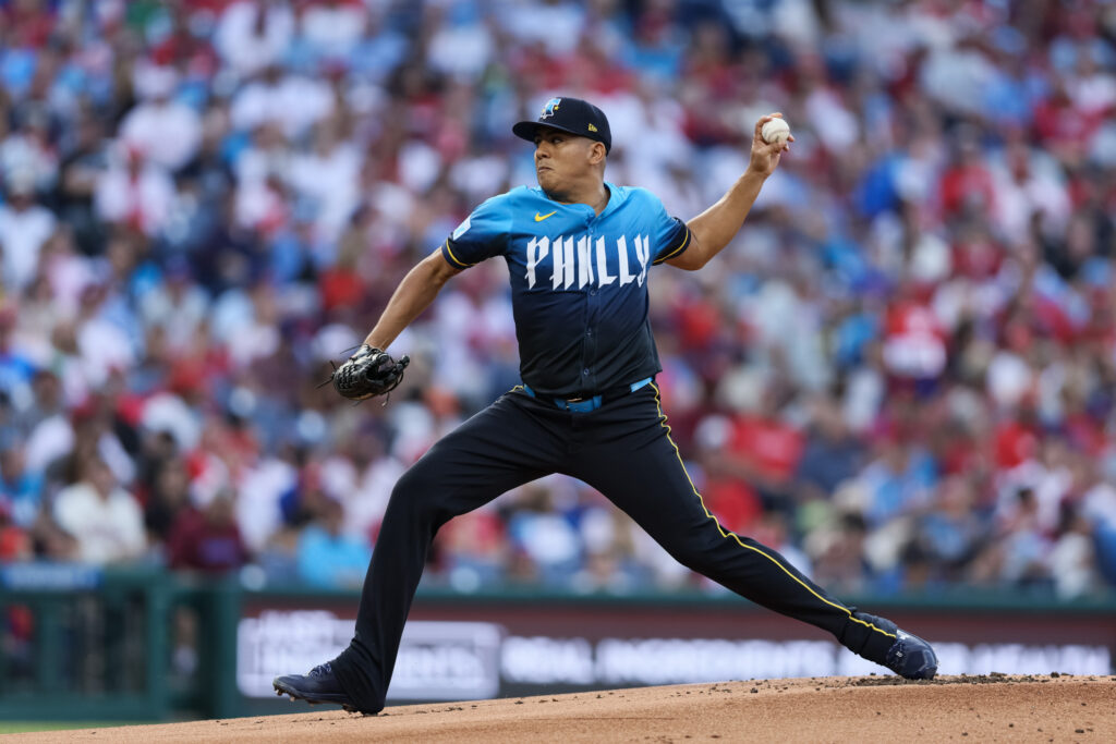 Braves Pushed To Steal Division Rival Cy Young Hopeful In Free Agency Blockbuster