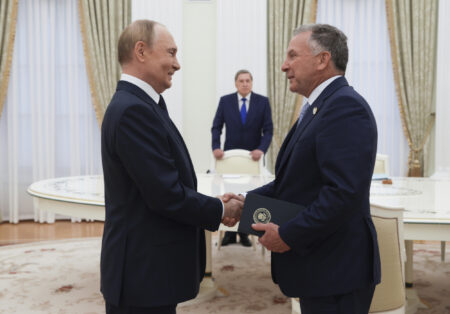 Trump Envoy Slammed for ‘Damaging Incompetence’ Over Putin Talks
