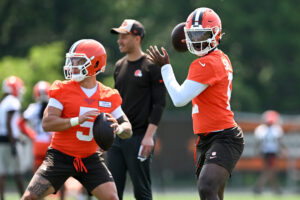 Browns Sign Pro Bowl QB After Injuries to Shedeur Sanders, Dillon Gabriel