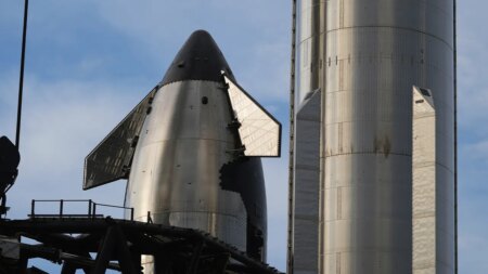 SpaceX takes second shot at crucial Starship test flight after Sunday’s technical abort