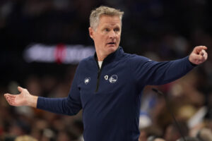 Warriors Connected to Potential Splash Move Late in Free Agency