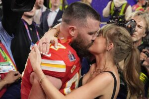 CBS Reporter’s Reaction to Taylor Swift, Travis Kelce Engagement Goes Viral