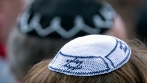 EU will step up security of Jews in Europe against “troubling” an