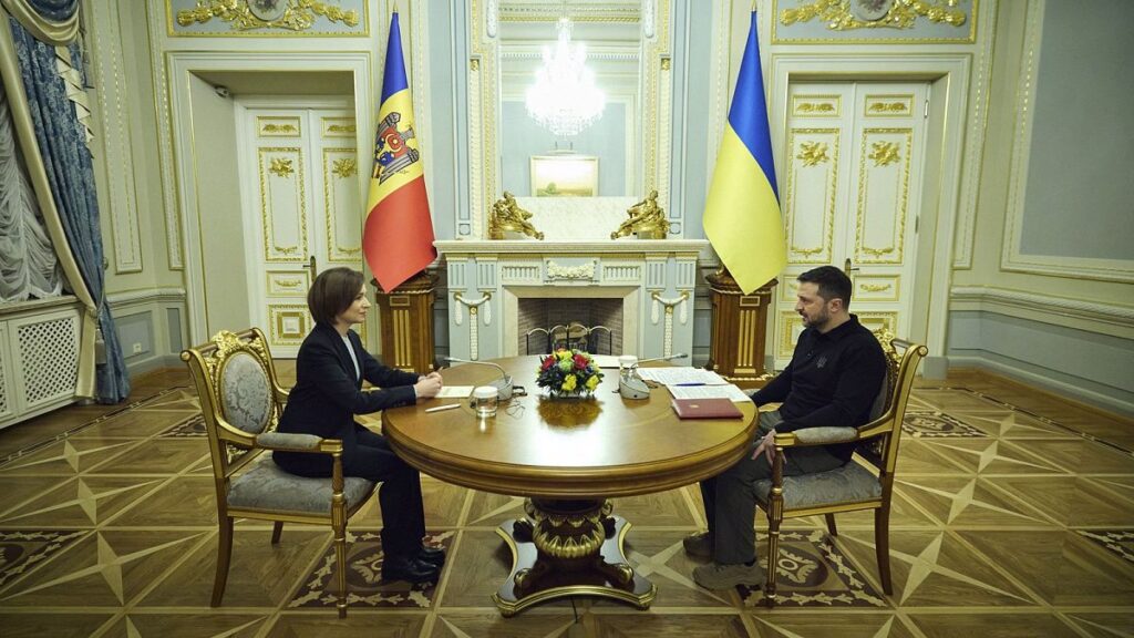EU resists ‘difficult’ decoupling of Ukraine and Moldova’s accession