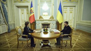 EU resists ‘difficult’ decoupling of Ukraine and Moldova’s accession