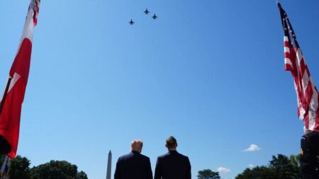 Trump assures Nawrocki of continued US military presence in Poland