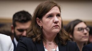Trump admin urges Supreme Court to allow president to fire Federal Trade Commission member