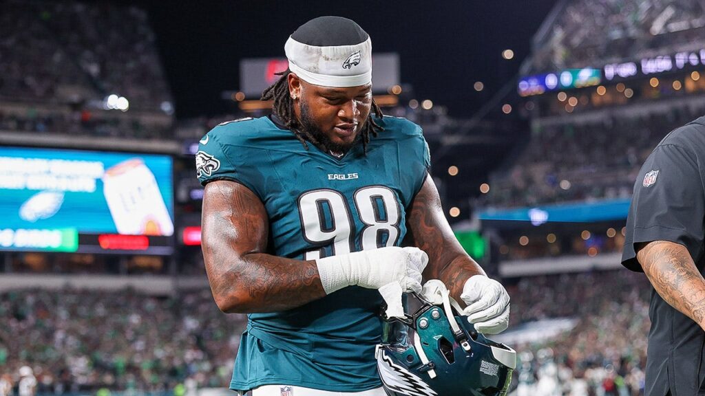 Eagles star Jalen Carter ejected for spitting on Cowboys’ Dak Prescott before first snap of NFL season