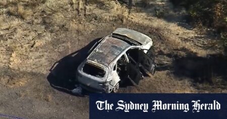 Body found in burning car in Blue Mountains