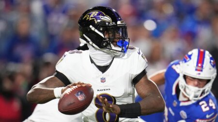 Ravens’ Lamar Jackson shoves fan after getting smacked in helmet following TD strike