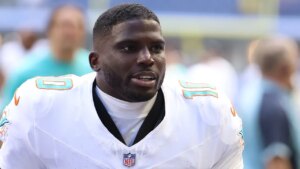 Dolphins’ Tyreek Hill faces domestic violence accusations from estranged wife, lawyers fire back at claims