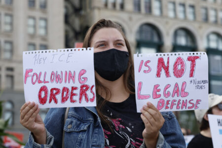 ICE Detains Dad With Green Card in US Since Age 5, Wife and Lawyer Say