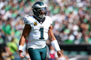 Eagles’ Jalen Hurts Sends Strong Message to NFL After Comeback Win