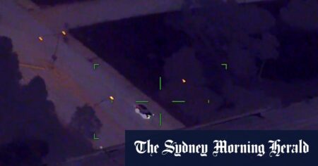 Teenagers arrested over Melbourne pursuit