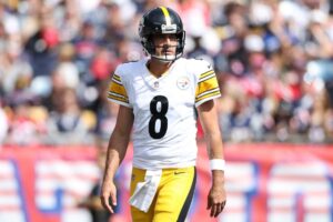 Steelers Linked to Surprising Aaron Rodgers Replacement