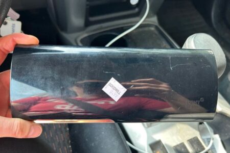 Thrifter Buys Pen for alt=