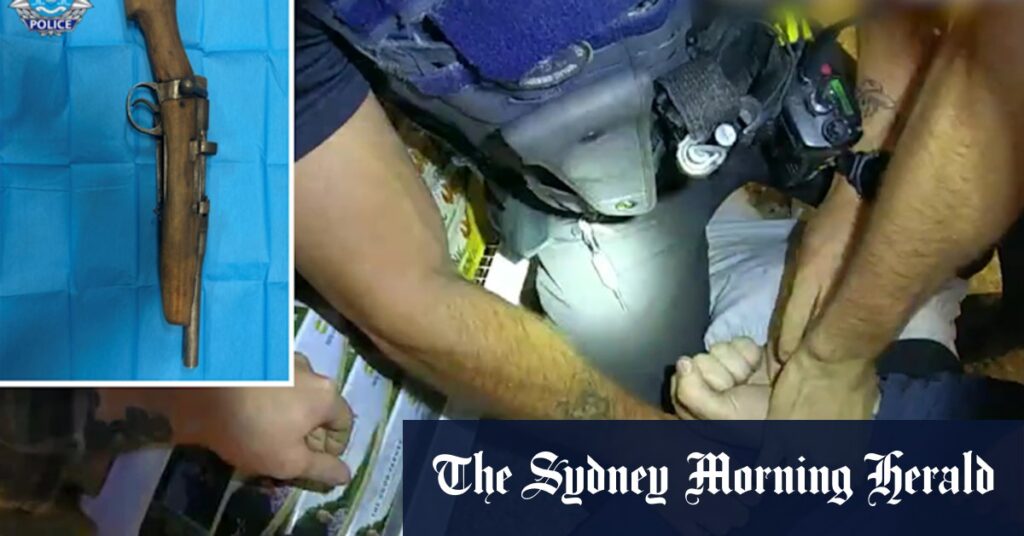 Police chase through Perth’s south comes to an end in supermarket aisles