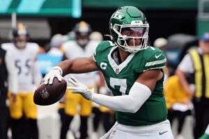 Jets QB Justin Fields Gets Honest About First Career Concussion