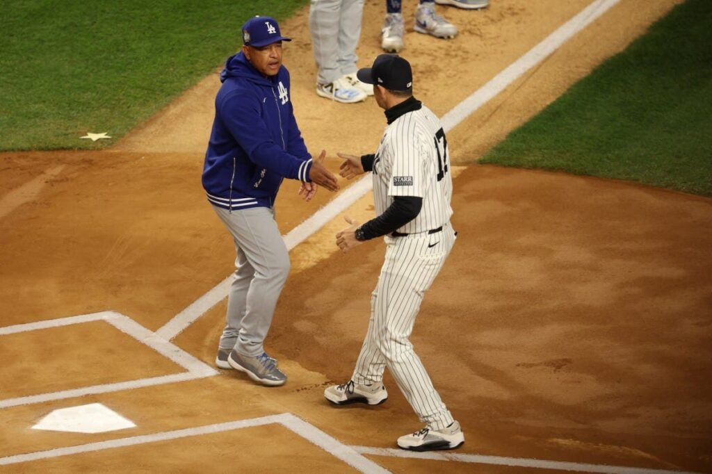 Dave Roberts Has Aaron Boone Message as Dodgers, Yankees Seek World Series