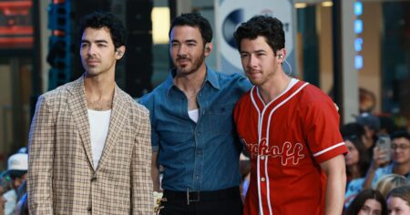All the Surprise Guests on the Jonas Brothers’ ‘Jonas20: Greetings From Your Hometown Tour’