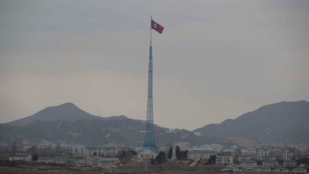 South Korea suspends anti-North Korea radio broadcasts