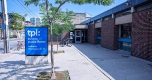 Toronto Public Library expanding social, crisis support services to more branches