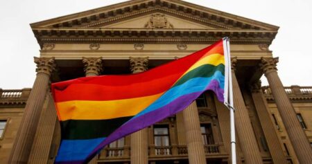 Alberta to use notwithstanding clause on its 3 transgender laws: memo