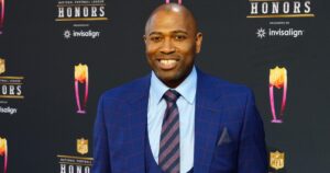 Former NFL Star Shaun Alexander Reveals Wife Valerie Is Pregnant With 14th Child