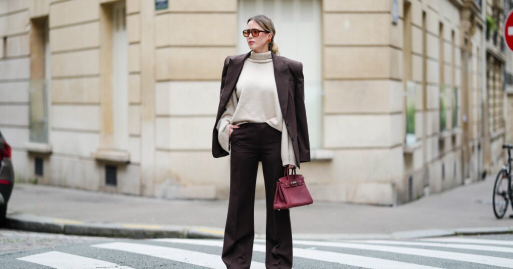These 17 Loose and Slimming Fall Pants Make You Look 10 Pounds Lighter — Without Even Trying!