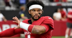 Cardinals QB Kyler Murray Apologizes for Wearing Michael Vick Jersey in Photo Shoot With Dog