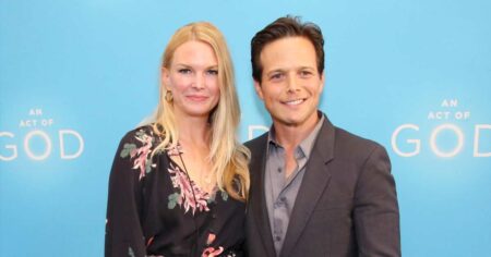 Kelley Wolf Enters Rehab Amid Her Divorce From Scott Wolf: Report