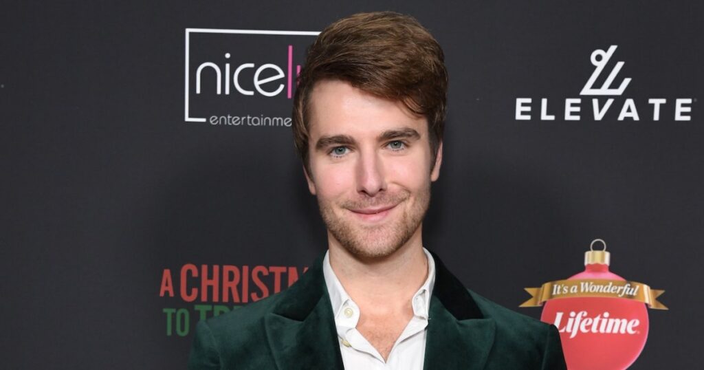 ‘Lioness’ Actor Mike Heslin Died After Vegas Restaurant Halted CPR, Lawsuit Claims