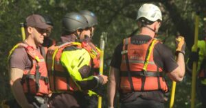 Police investigating after upper body part found along the river shore in Montreal