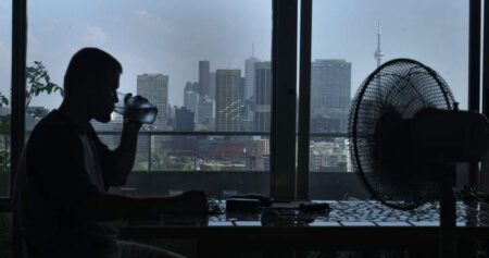 Scorching summer has Ontario electricity usage hit highs not seen since 2013