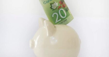 Nearly half of Canadians are skipping life insurance. Here’s why