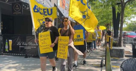 BCGEU visits Kelowna picket line as strike action escalates