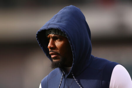 Ex-Cowboys Star Gives Special Shoutout to Rival Fan