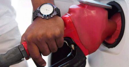 Ontario drivers to see 10-cent drop in gas prices after recent spike