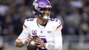 Sunday Night Football: How to Watch Falcons vs. Vikings Tonight