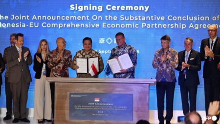 Indonesia, EU sign long-awaited trade deal