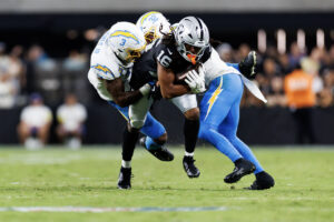 Amazing Stat Illustrates How Chargers’ Defense Suffocated the Raiders