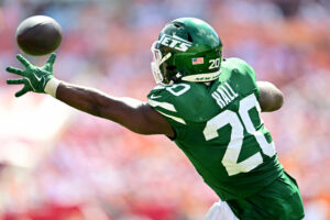 Three Takeaways From Jets’ Heartbreaking Loss to Buccaneers